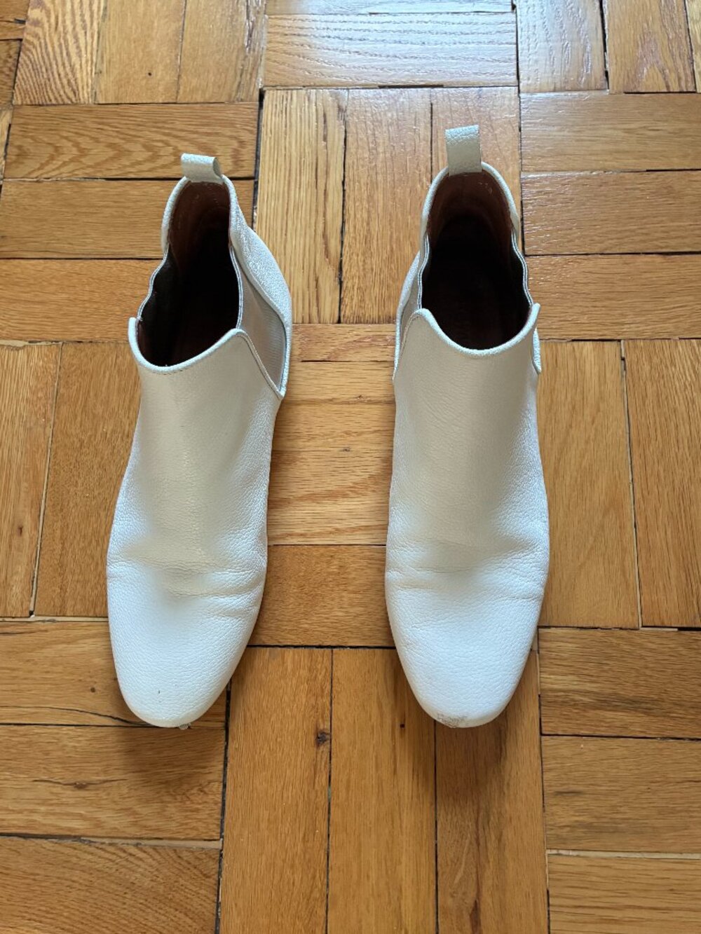 Homers White Chelsea Boots Made in Spain, Size 40, EUC